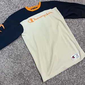 VINTAGE CHAMPIONS CREWNECK